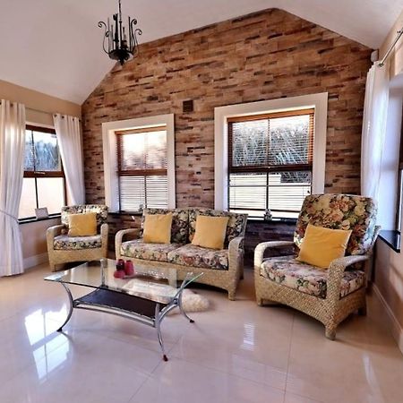The Cliffs Of Moher Holiday House Дулин Екстериор снимка