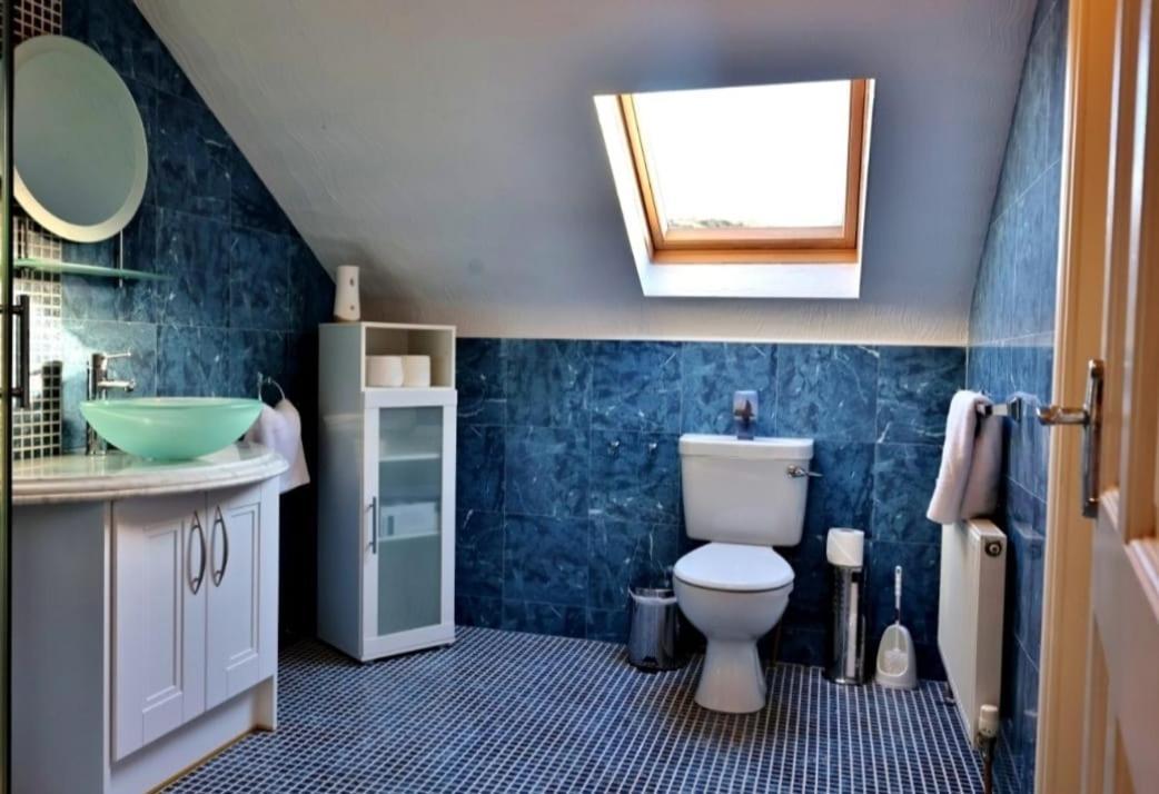 The Cliffs Of Moher Holiday House Дулин Екстериор снимка