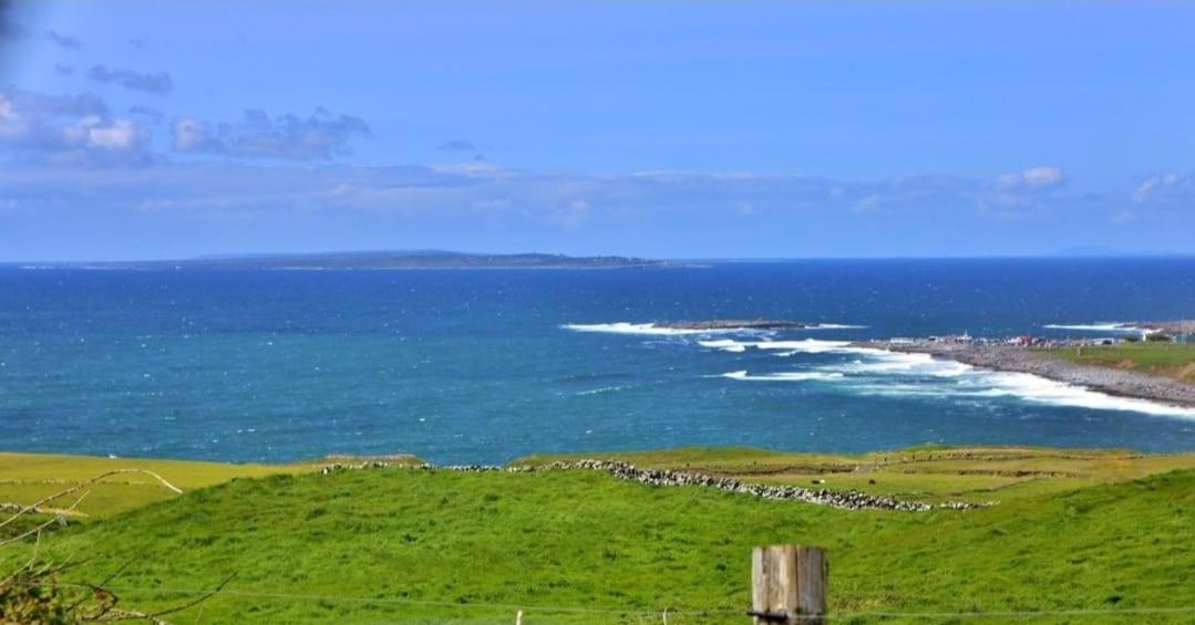 The Cliffs Of Moher Holiday House Дулин Екстериор снимка